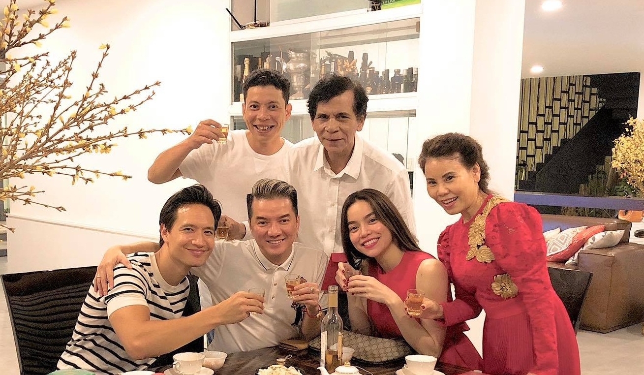 Cac doi tinh nhan Viet don Tet ben nhau anh 4