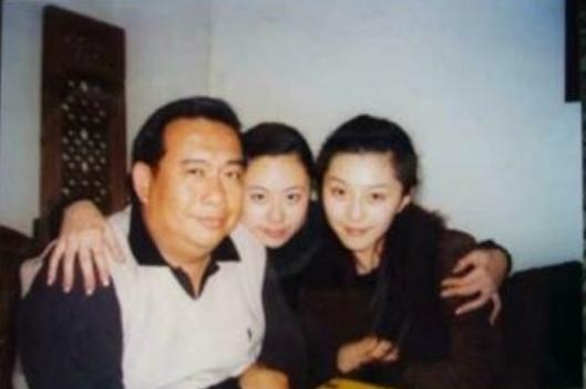 Trieu Vy va Pham Bang Bang thi phi anh 1