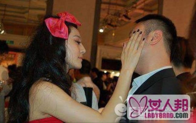 Trieu Vy va Pham Bang Bang thi phi anh 3