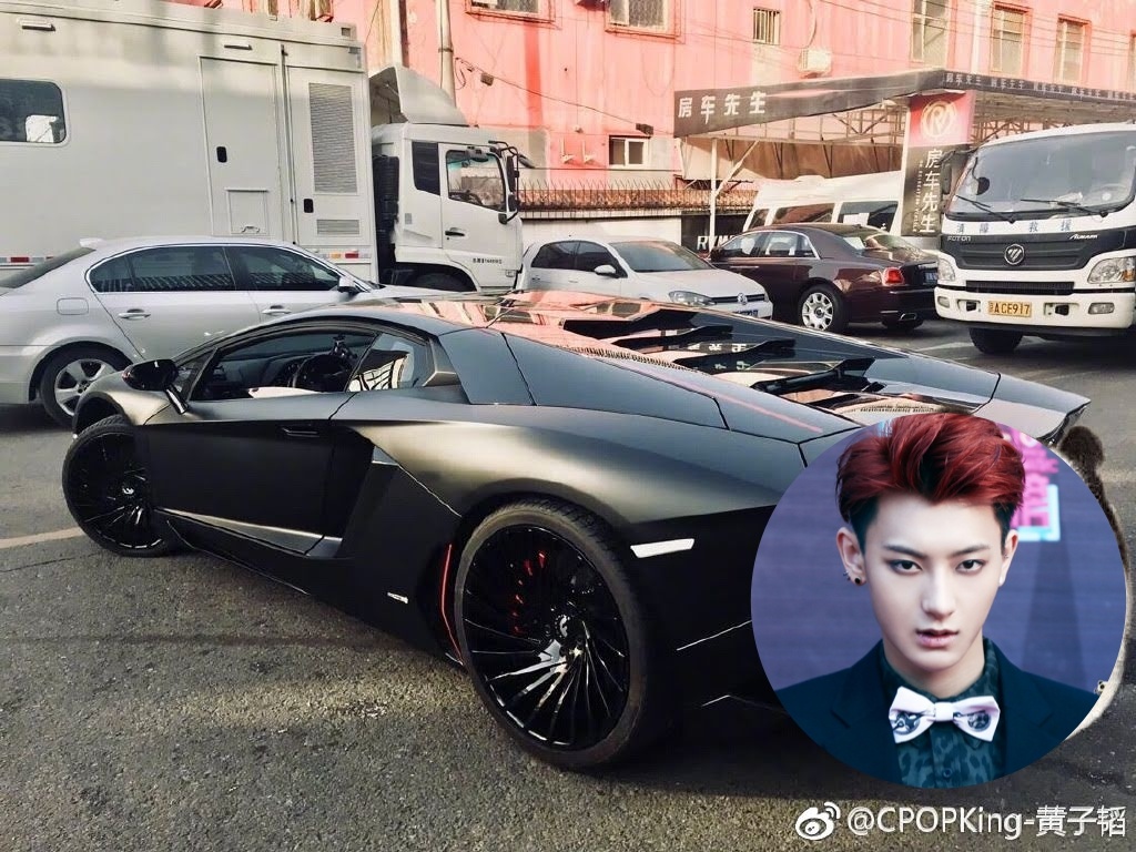 Hoàng Tử Thao khoe siêu xe ảnh 1 Hoang Tu Thao khoe sieu xe anh 1