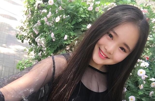 Nghe si xinh dep Trung Quoc qua doi o tuoi 18 vi benh hiem gap hinh anh
