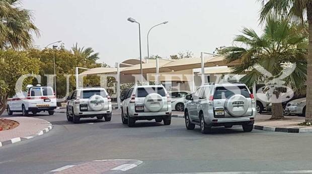 Clip xe cuu thuong dua thi the minh tinh An Do ve Mumbai hinh anh