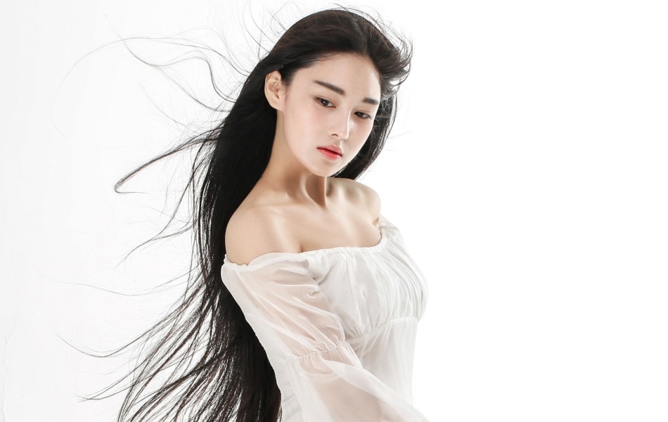 Sao Hoa ngu khoe than anh 1