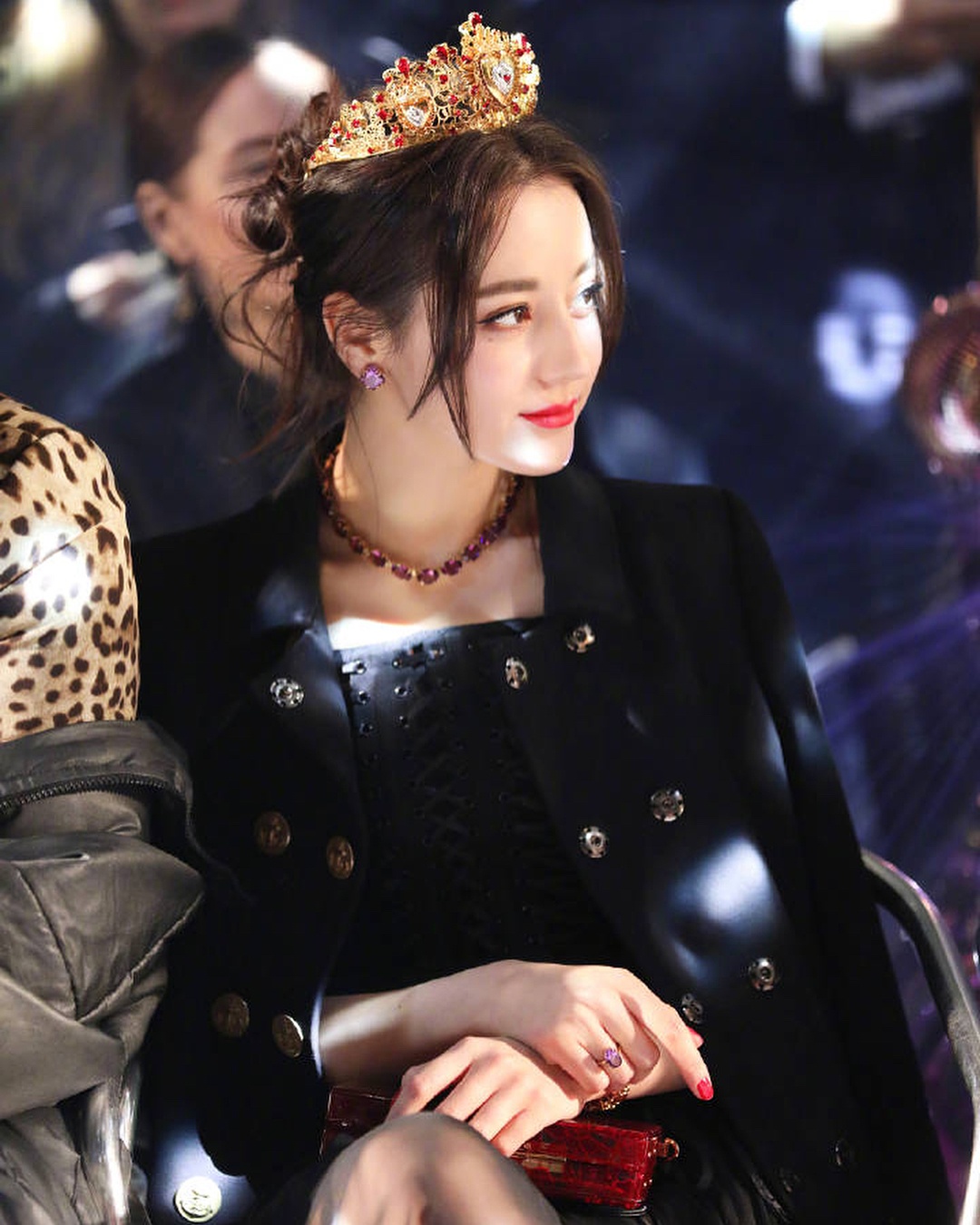 Địch Lệ Nhiệt Ba rời Dương Mịch ảnh 2 Dich Le Nhiet Ba roi Duong Mich anh 2