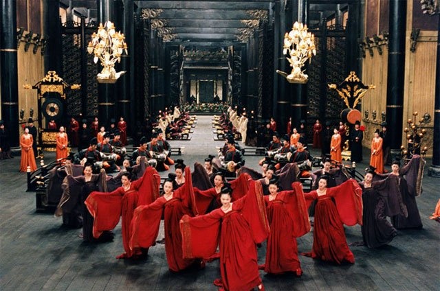 Sao Hoa ngữ bị sàm sỡ ép hầu rượu ảnh 3 Sao Hoa ngu bi sam so ep hau ruou anh 3