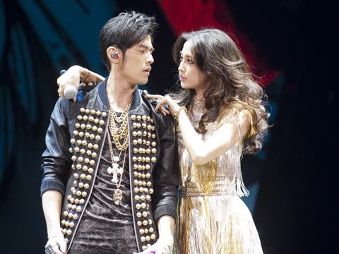 Angelababy mua phu hoa Chau Kiet Luan anh 3