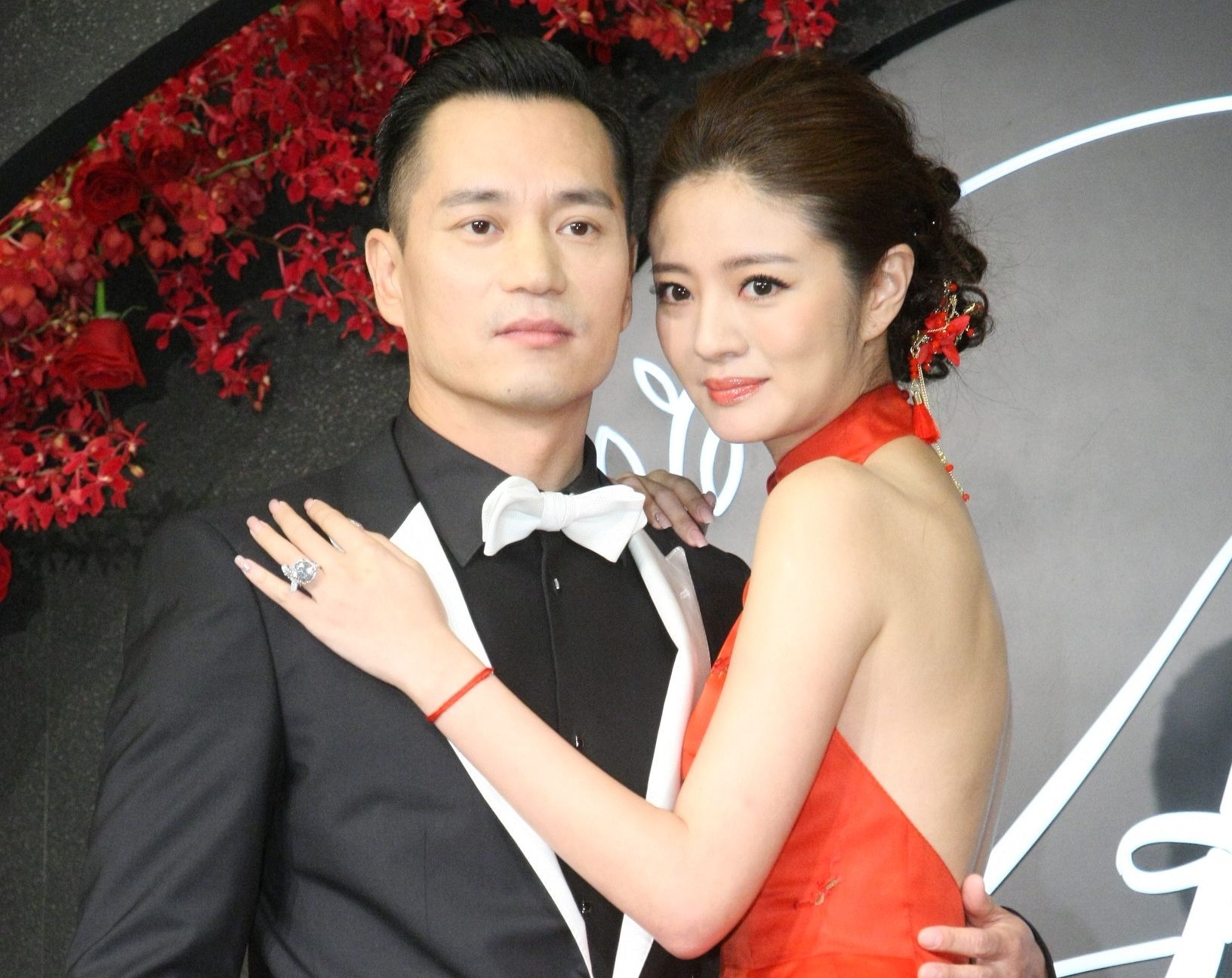 Sao nu 'Y Thien Do Long ky' mat con dau long vi thai ngoai tu cung hinh anh