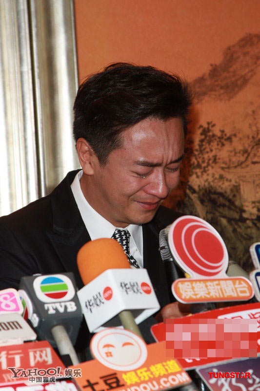 Sao Hoa ngu ngoai tinh anh 4