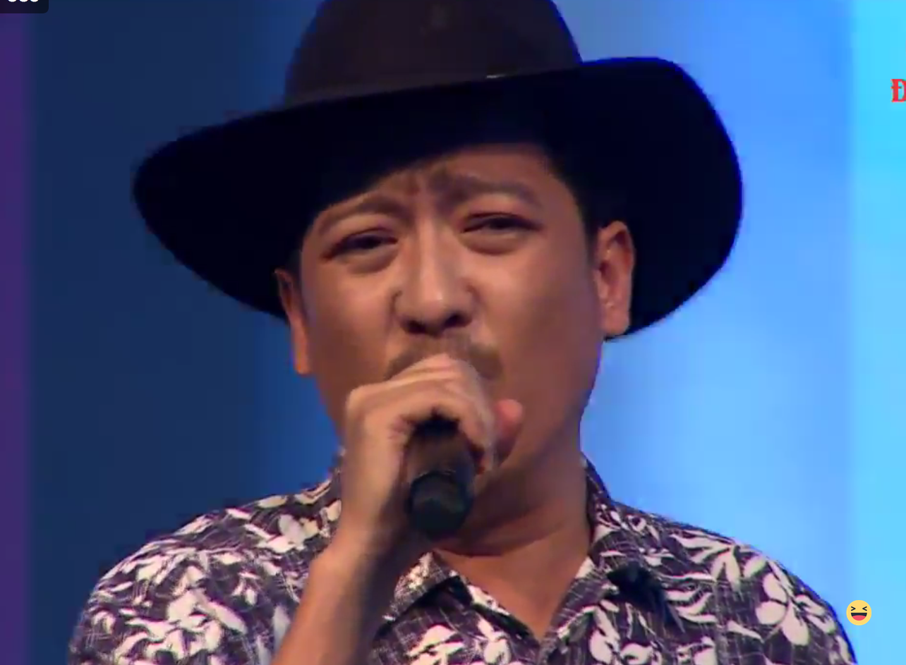 Clip Truong Giang xuc dong khi hat tai su kien co mat Nha Phuong hinh anh