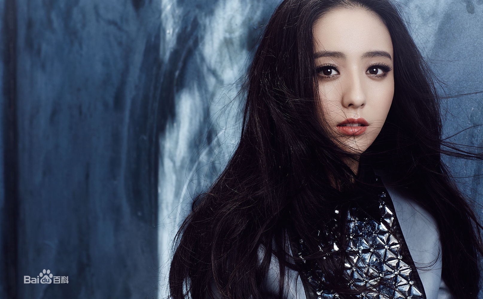 Dong Le A dep bi phu bac anh 11