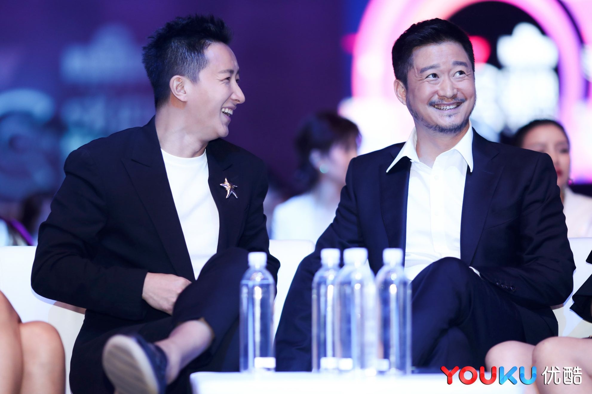 Dich Le Nhiet Ba lu mo dan sao anh 11