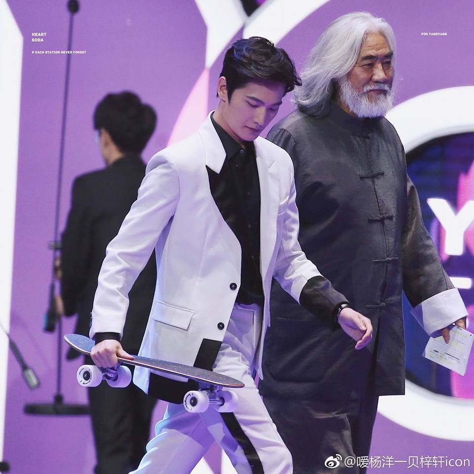 Dich Le Nhiet Ba lu mo dan sao anh 7