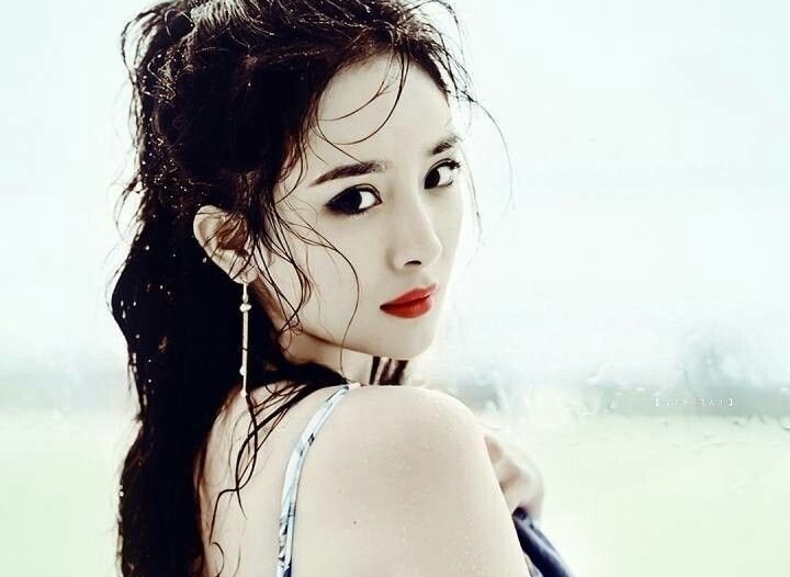 Duong Mich bi chui thang vi vu lua doi tu thien cho tre em khiem thi hinh anh