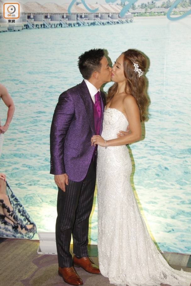 Lam Tu Thien cuoi vo anh 2