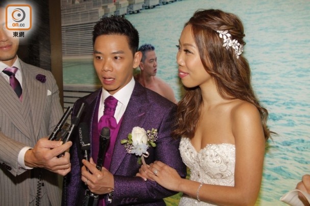 Clip nghe si Hong Kong du le cuoi tai tu phim Chau Tinh Tri hinh anh