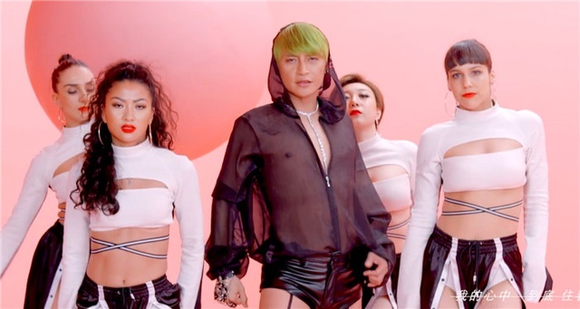 Tran Chi Bang va nhung man phan cam: Ke noi loan tuoi trung nien hinh anh