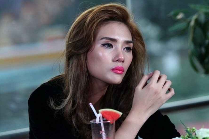 Vo Hoang Yen: 'Toi luu tin nhan va ghi am cuoc goi ham doa' hinh anh