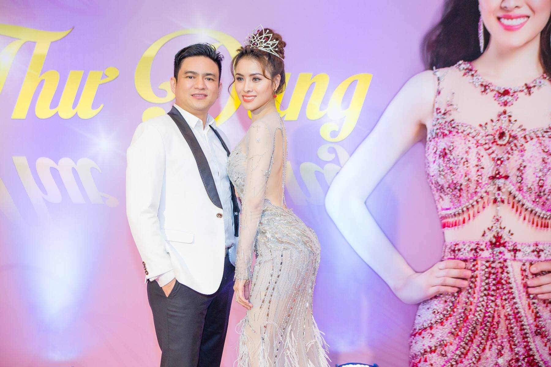 Hoa hậu Kỳ Duyên và Chiêm Quốc Thái, Thư Dung ảnh 2 Hoa hau Ky Duyen va Chiem Quoc Thai, Thu Dung anh 2