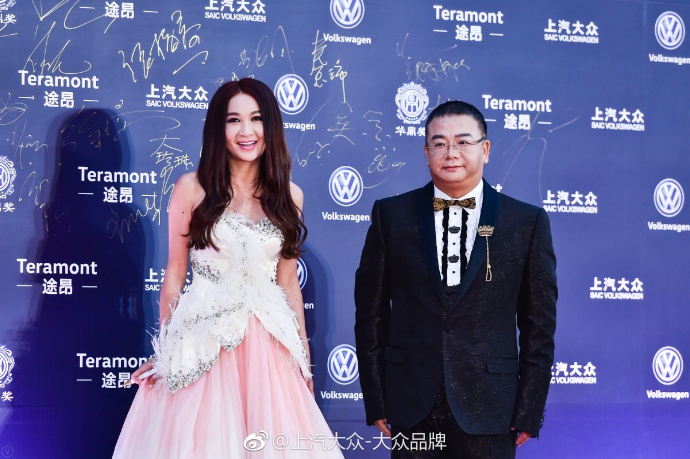 Dan sao tren tham do anh 2