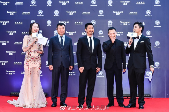 Dan sao tren tham do anh 12