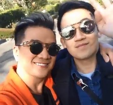 Clip Dam Vinh Hung tinh cam ben Duong Trieu Vu hinh anh