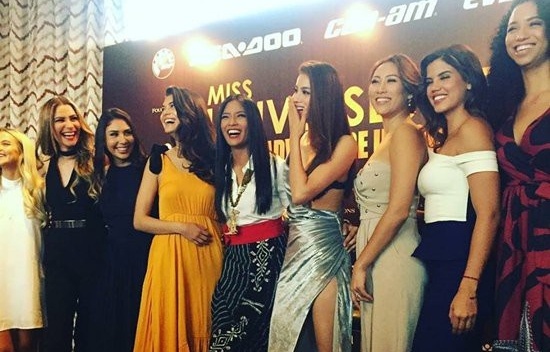 Phạm Hương bị che mờ ngực trên truyền hình ảnh 5 Pham Huong bi che mo nguc tren truyen hinh anh 5