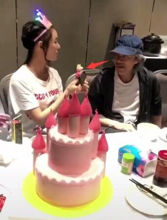 Lâm Duẫn sinh nhật ảnh 2 Lam Duan sinh nhat anh 2