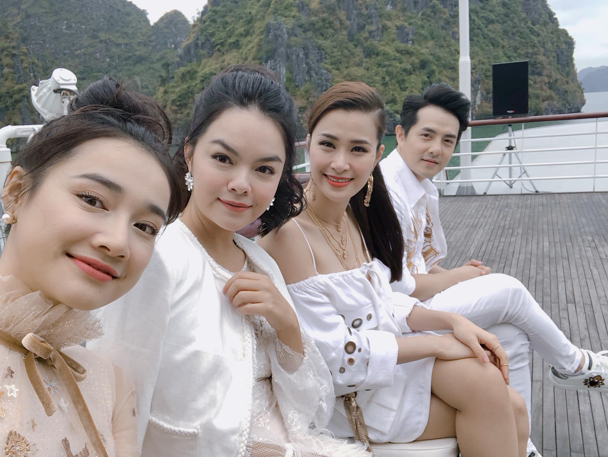 Nhã Phương tươi trẻ rạng rỡ sau ảnh 2 Nha Phuong tuoi tre rang ro sau anh 2