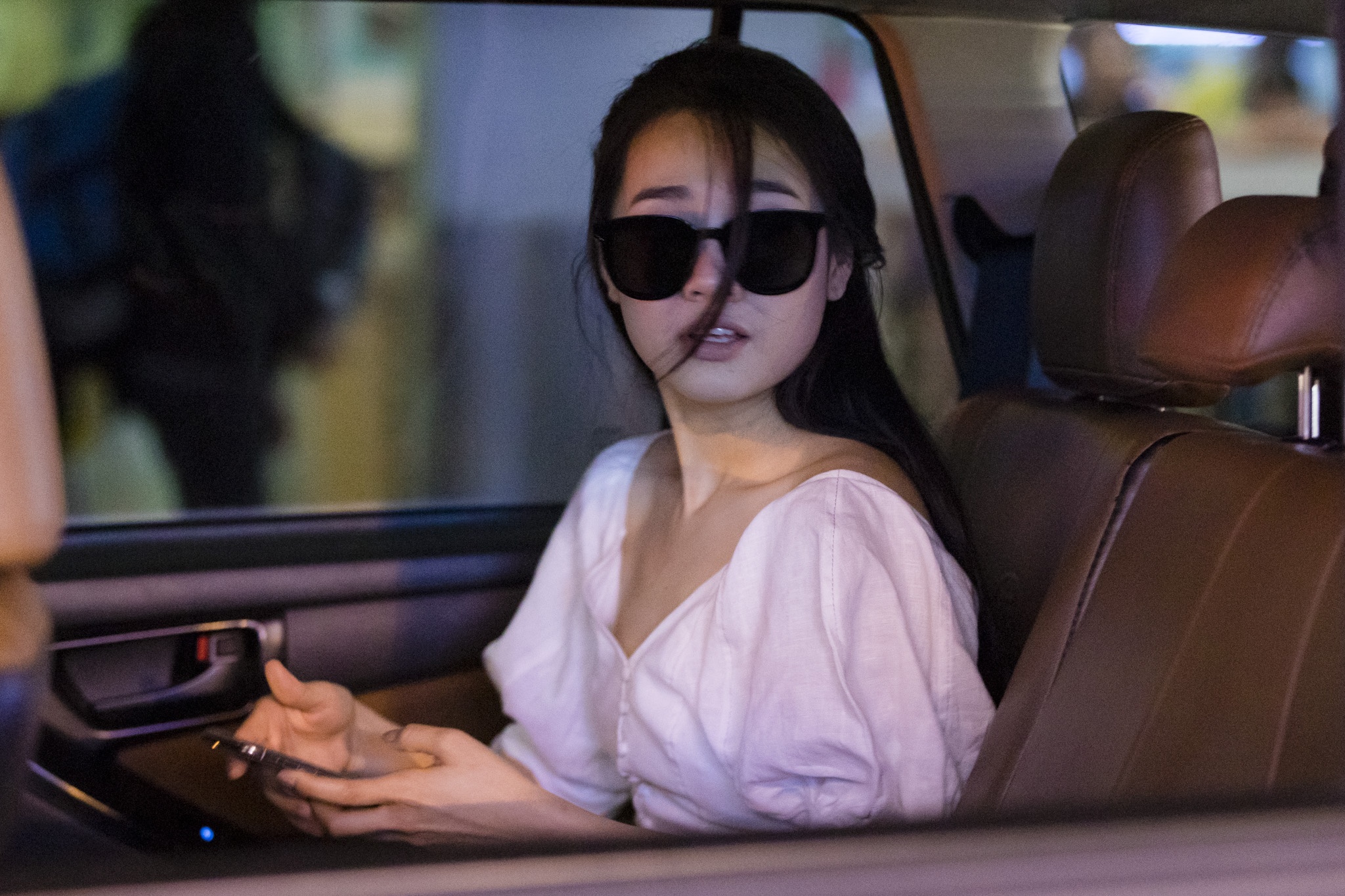 Nhã Phương trở về TP.HCM sau chia sẻ Trường Giang ảnh 9 Nha Phuong tro ve TP.HCM sau chia se Truong Giang anh 9