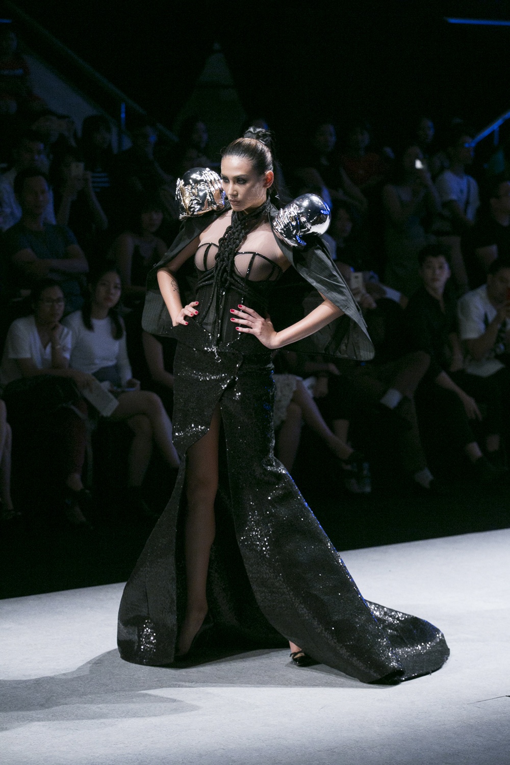 Vo Hoang Yen lam vedette sau vu giang ho de doa anh 2