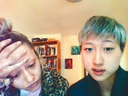 Clip con gai Thanh Long nhan cha va ke canh song lang thang o Canada hinh anh