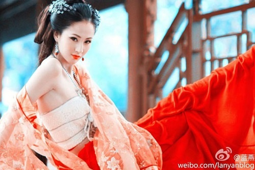 Dich Le Nhiet Ba co dai gia dung sau anh 3