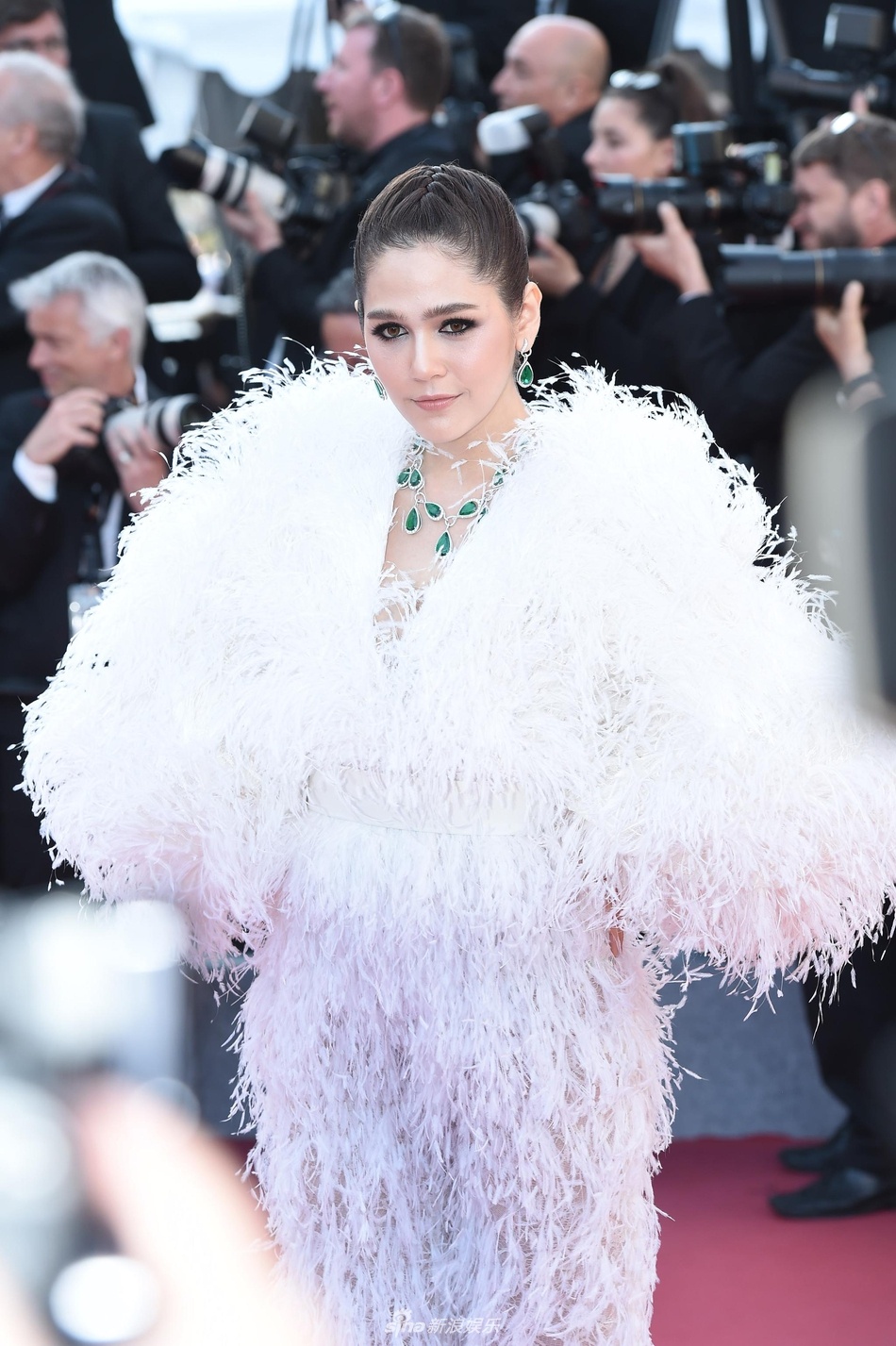 Phạm Băng Băng nổi bật giữa dàn mỹ nhân ở Cannes ảnh 9 Pham Bang Bang noi bat giua dan my nhan o Cannes anh 9