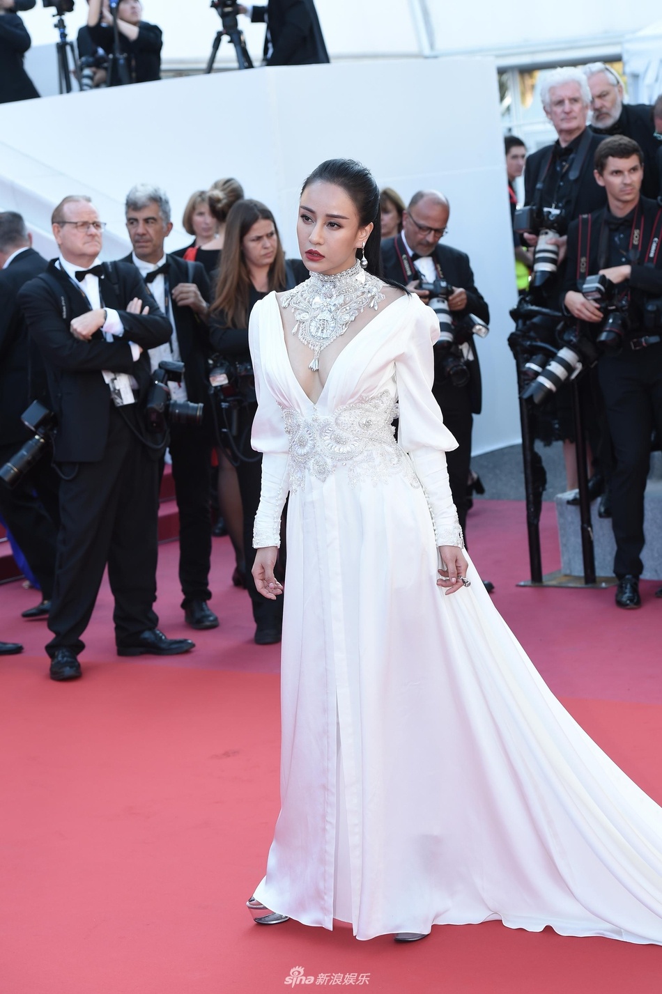 Phạm Băng Băng nổi bật giữa dàn mỹ nhân ở Cannes ảnh 4 Pham Bang Bang noi bat giua dan my nhan o Cannes anh 4
