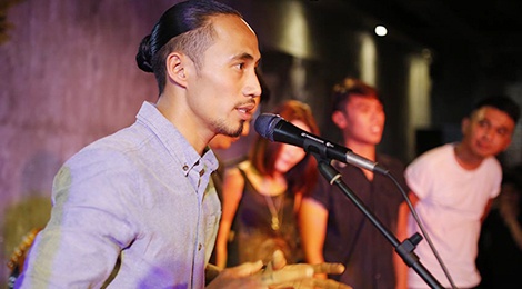 Quy LHQ cham dut hop tac voi Pham Anh Khoa sau be boi quay roi hinh anh