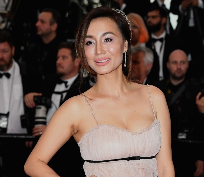 Maggie Q khac la khi xuat hien o Cannes anh 1