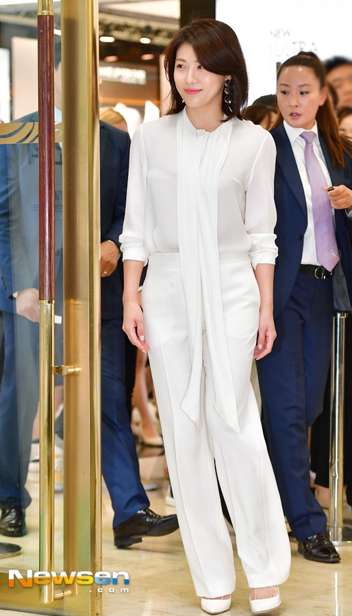 Ha Ji Won tre trung anh 1