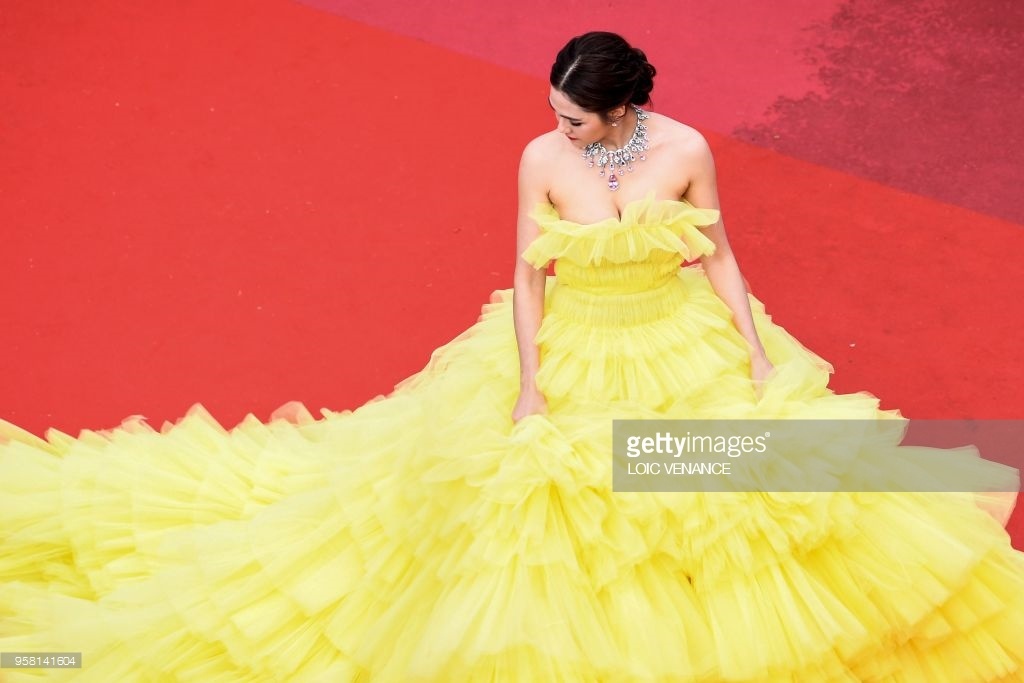 Chompoo sinh hai con vẫn gợi cảm ảnh 10 Chompoo sinh hai con van goi cam anh 10