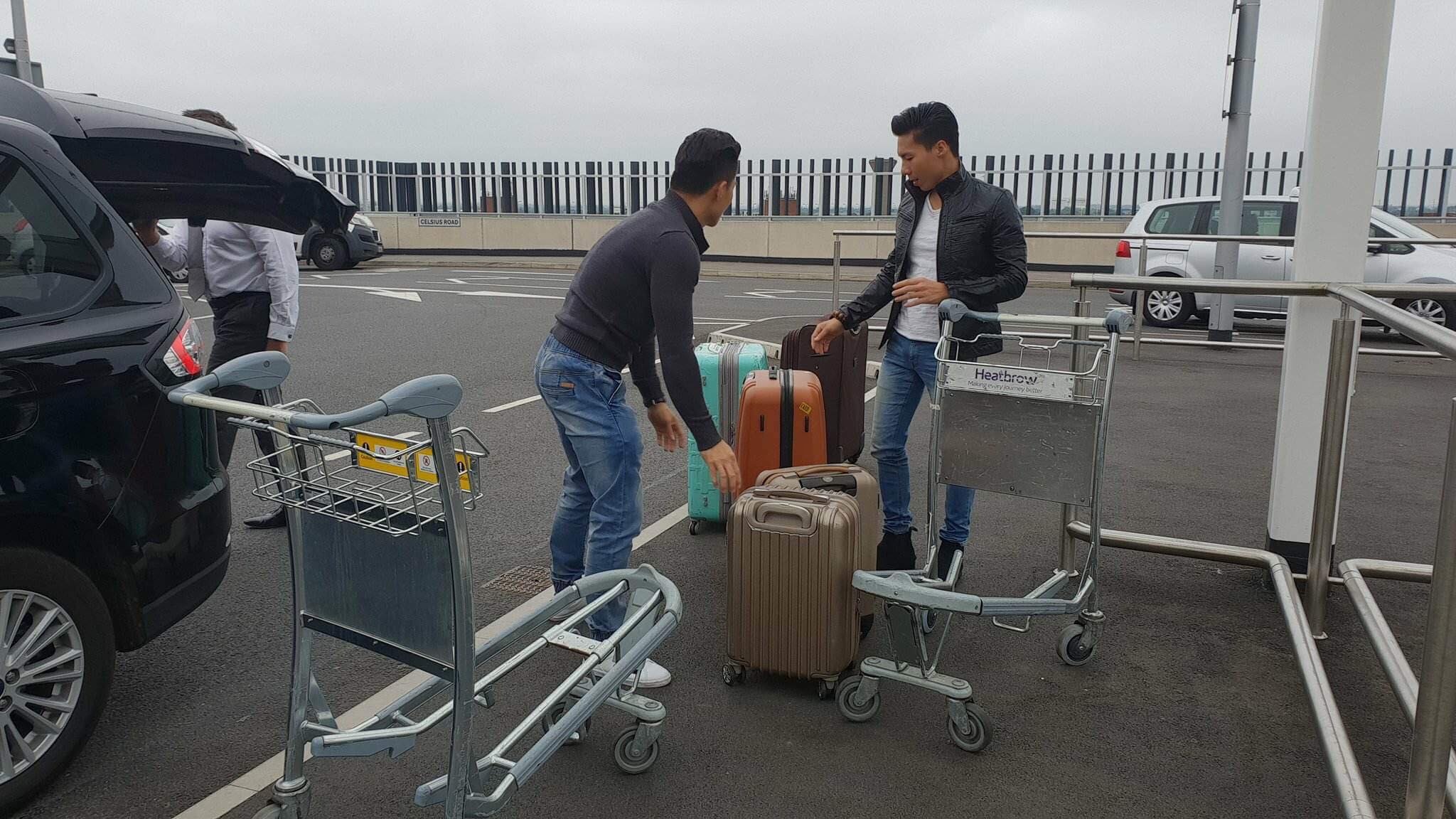 Quốc Cơ - Quốc Nghiệp xếp hành lý rời Anh ảnh 3 Quoc Co - Quoc Nghiep xep hanh ly roi Anh anh 3