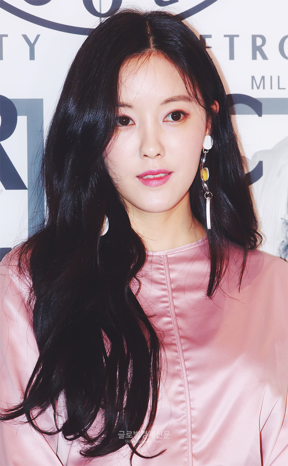 Hyomin mac loi trang phuc anh 4