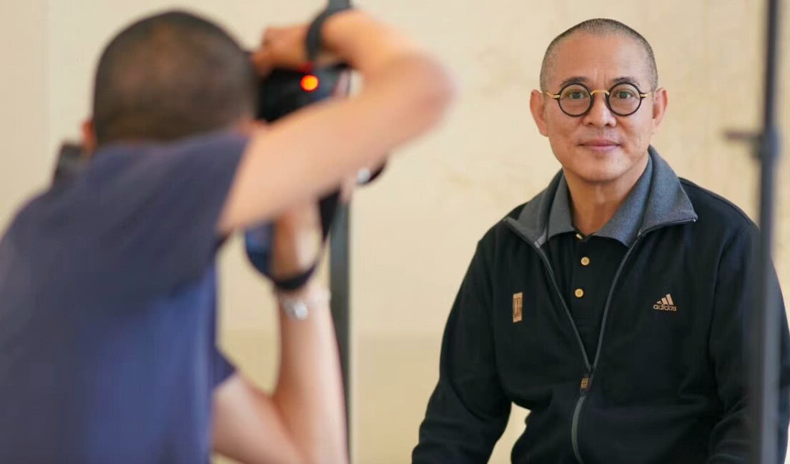 Ly Lien Kiet vat tay anh 2