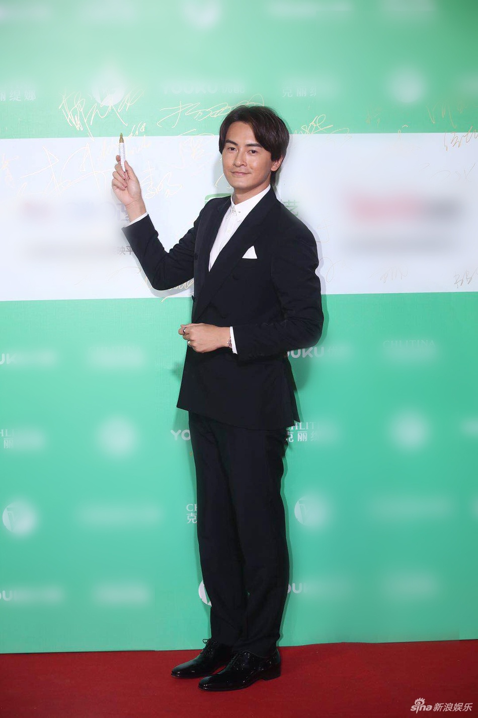 Sao Hoa ngu tren tham do anh 7