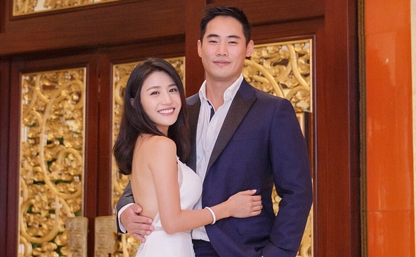 Le cuoi don gian cua sao nu TVB vuong be boi 'may mua' noi cong cong hinh anh