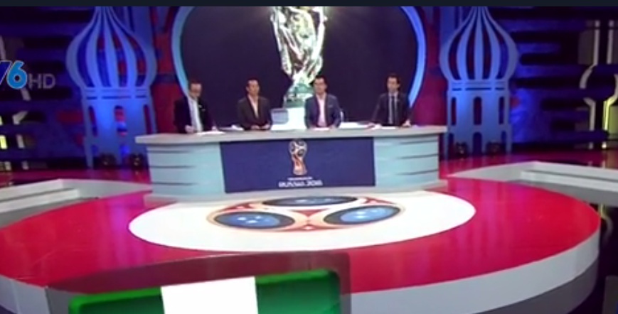 MC van dien bikini tren truyen hinh dan World Cup anh 3