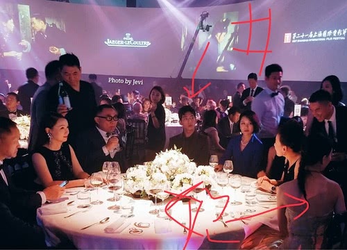 Tỉnh Bách Nhiên và Nghê Ni chia tay ảnh 1 Tinh Bach Nhien va Nghe Ni chia tay anh 1