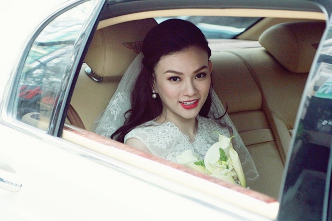 Thu Thuy nghi van tham my anh 7