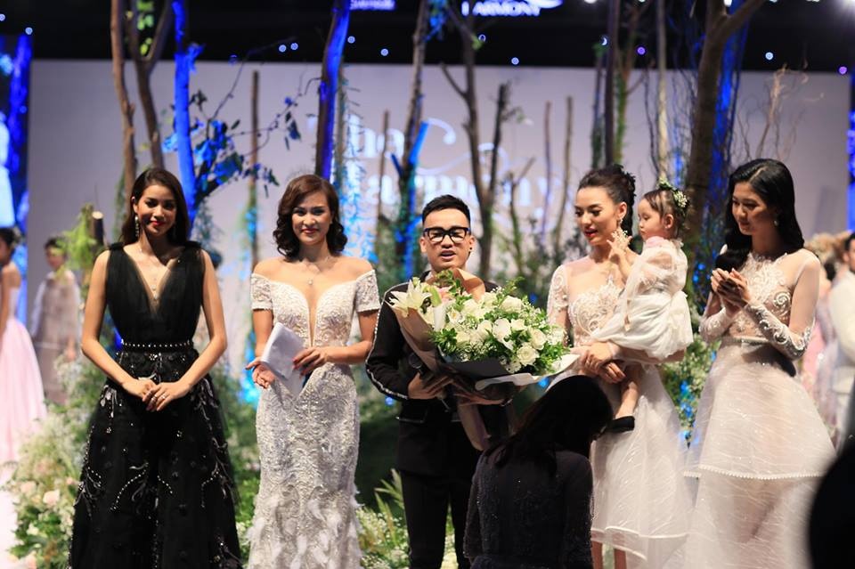 sao Viet bi roi khoi tham do anh 1