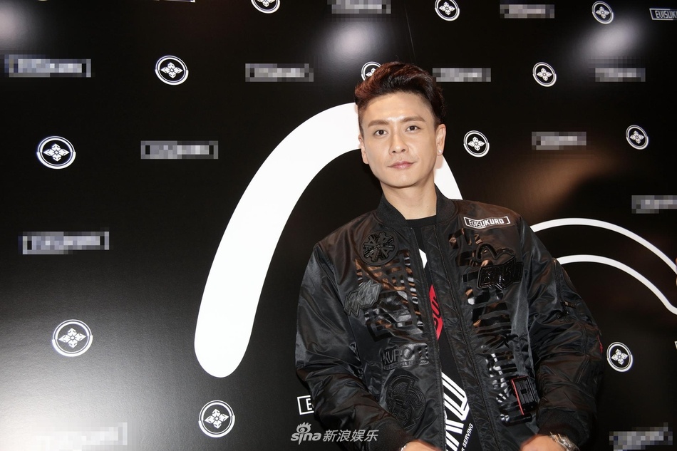 Huỳnh Tông Trach phủ nhận yêu Trần Gia Hoàn ảnh 1 Huynh Tong Trach phu nhan yeu Tran Gia Hoan anh 1