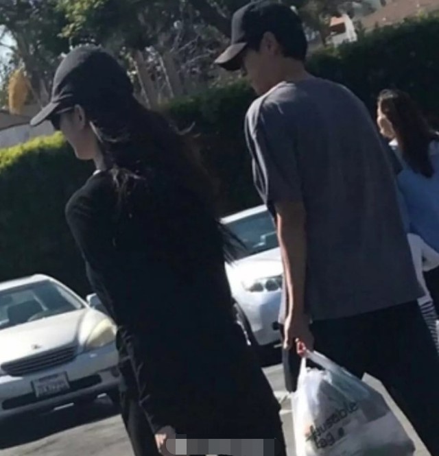 Han Hyo Joo hen ho Kang Dong Won anh 1