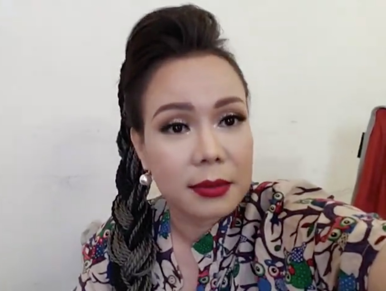 Viet Huong buc xuc vi dien vien tre ten Anh de hon 100 nguoi doi cho hinh anh